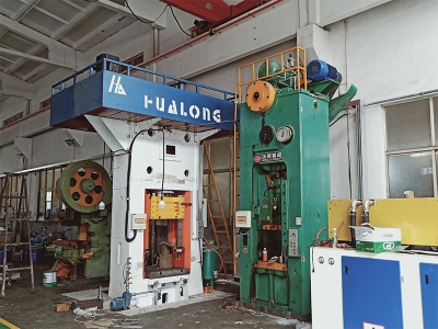 鍛造廠(chǎng)使用伺服螺旋壓力機(jī)，更賺錢(qián)